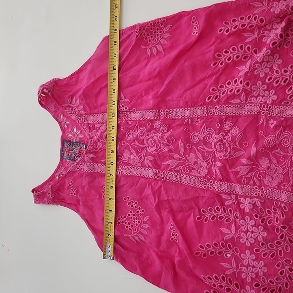 Johnny Was Pink Eyelet Floral Tank Top Embroidered extra small - Picture 9 of 9
